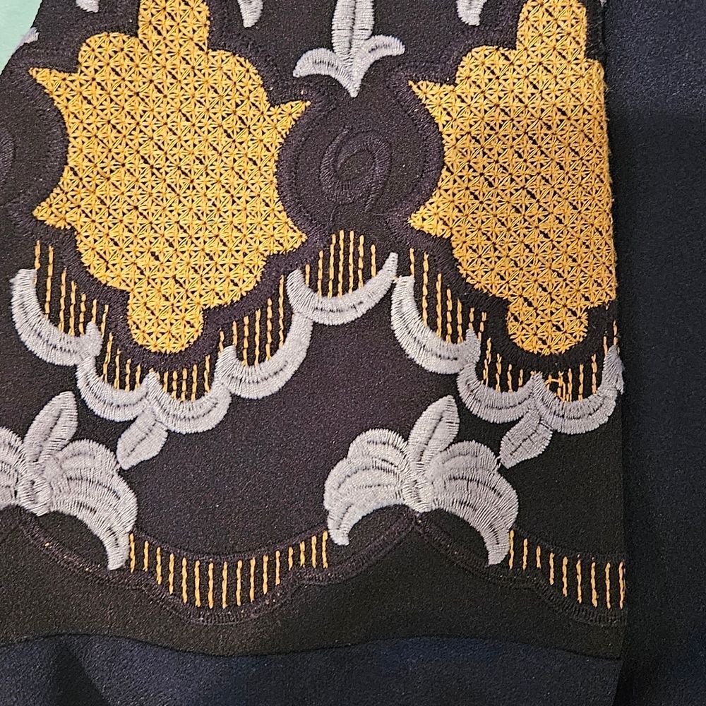 Anthropologie Vanessa Virginia Lucania Embroidered Peasant Boho Blouse Navy - Picture 2 of 5